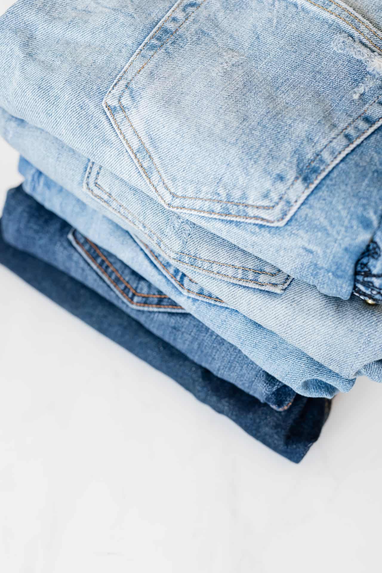Jak powinno dbać się o jeansy, by służyły nam w dobrym stanie przez lata?