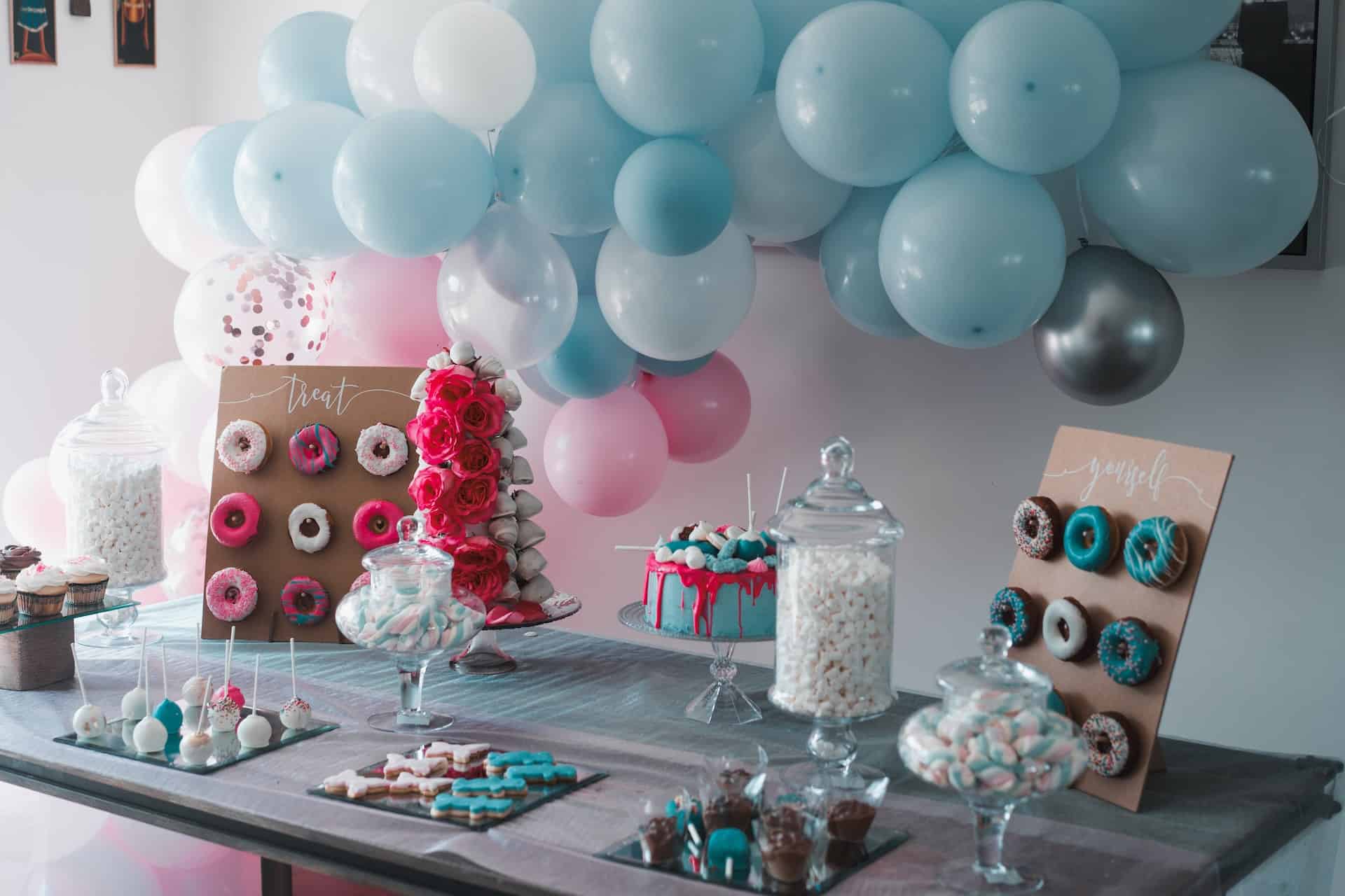 Jak zorganizować przyjęcie urodzinowe?